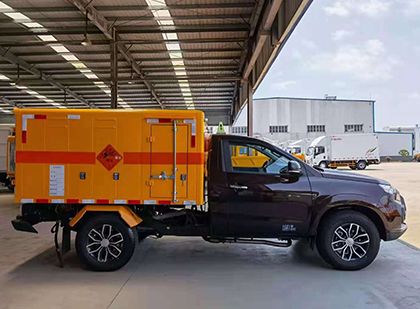 平阴爆破器材运输车